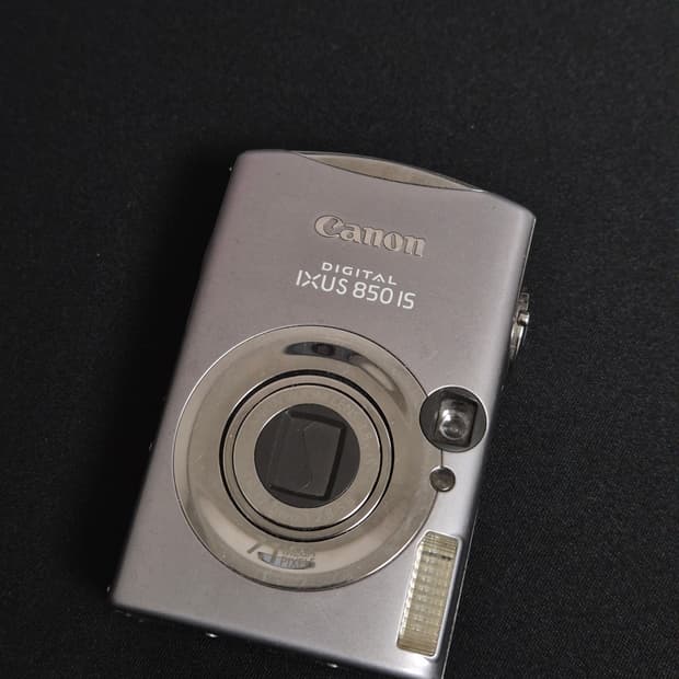캐논 ixus850(익서스850) 빈티지카메라 판매합니다.