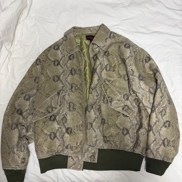 플레져스 뱀피 봄버자켓 m