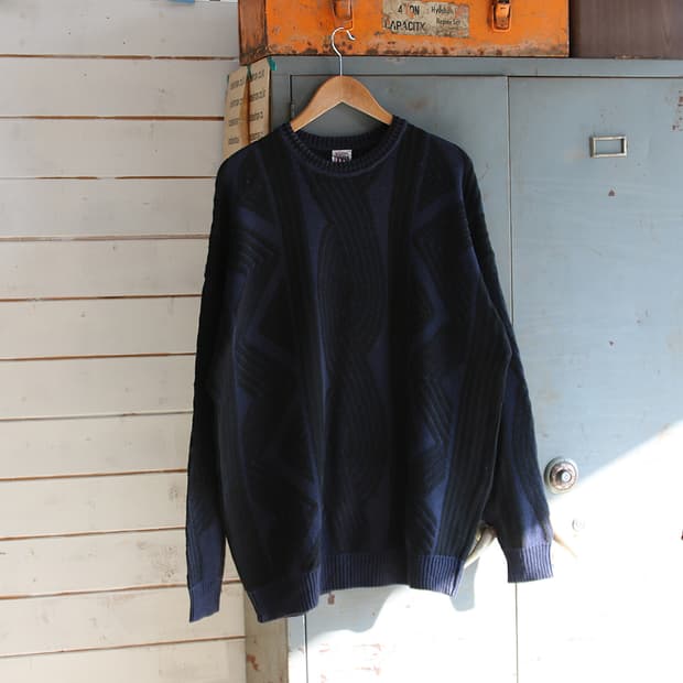 (착용컷) STUDIO 0001 FERRE 패턴 니트 (남성용 108)