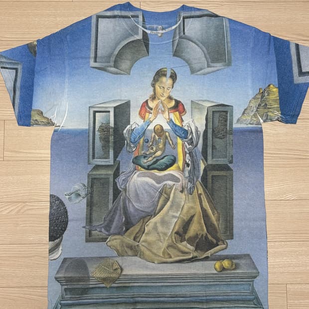 살바도르달리 프린트 반팔티