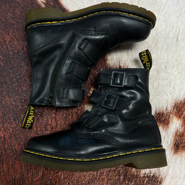 [250] 닥터마틴 블레이크 39 버클 워커 블랙