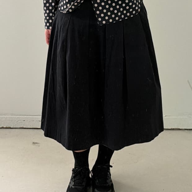 일본빈티지 블랙 핀턱 미디스커트