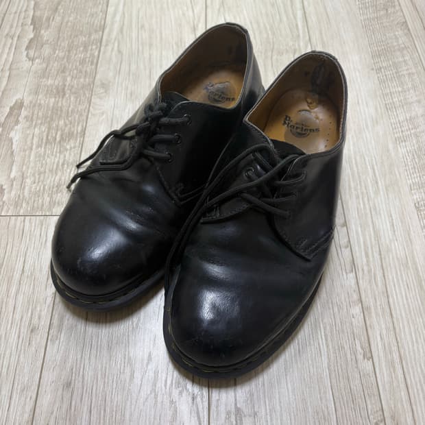 닥터마틴 1461 3홀 스무스 260