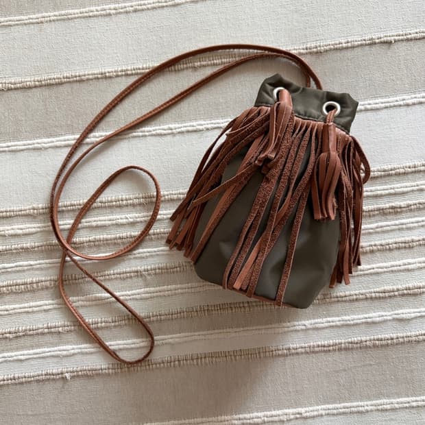 [hobo] cow leather fringe drawstring bag