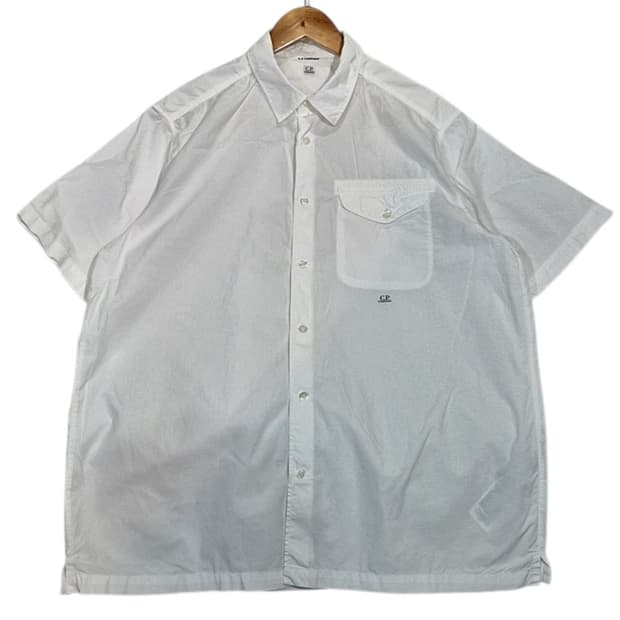 CP컴퍼니 화이트 반팔 셔츠