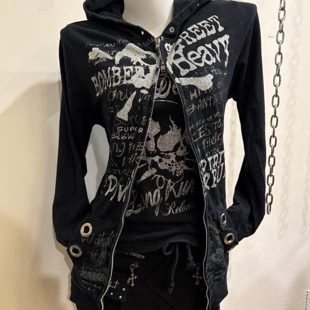 스컬 레터링 프린팅 블랙 후드집업 펑크