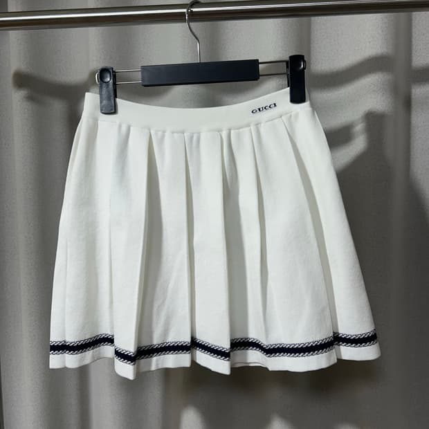 정품) 구찌 플리츠 스커트