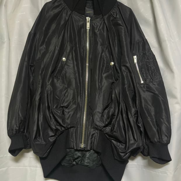 언더커버 15fw 오버핏 드레이프 봄버