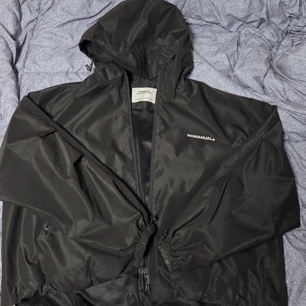 노매뉴얼 바람막이 M