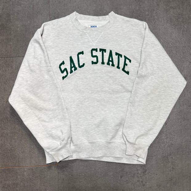 러셀 애슬레틱(Russell Athletic)의 90년대 빈티지 프로 코