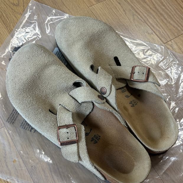 버켄스탁 타우페 네로우 285 팝니다