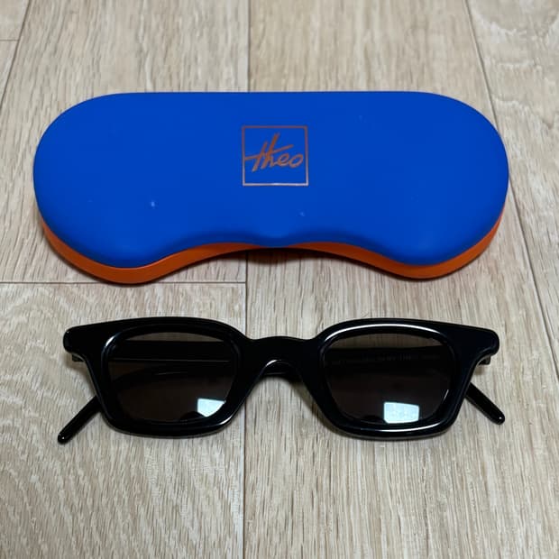 테오 빈티지 선글라스 / 더로우 머듈 자크마리