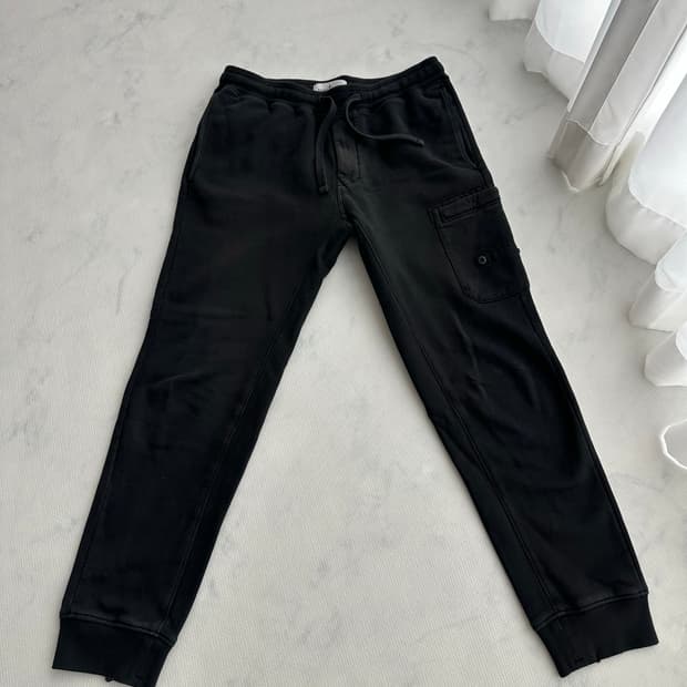 스톤아일랜드 카고 조거 팬츠 S 사이즈