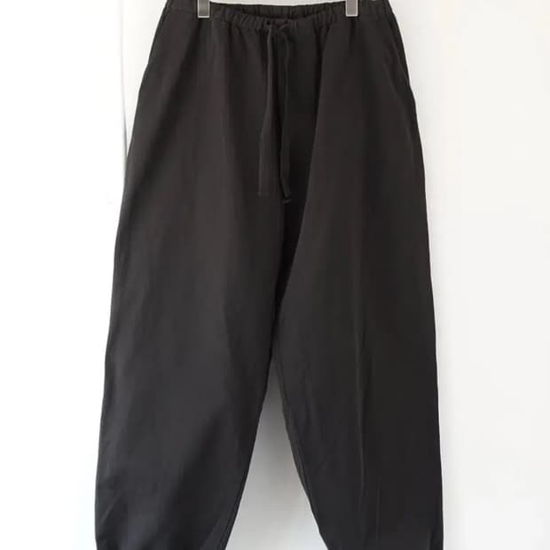 코모리 가먼트다잉 드로스트링 팬츠 2