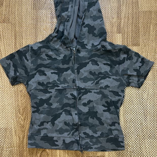 카모 투웨이 반팔집업