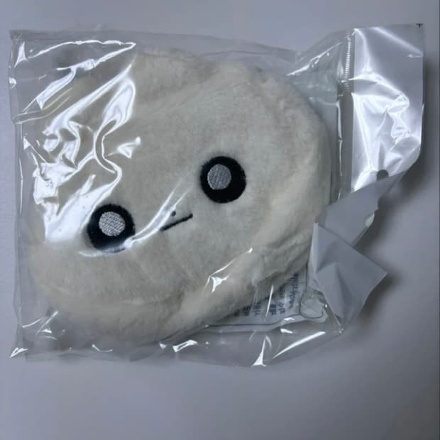 CU 한정 발렌타인 토대리파우치