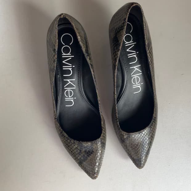 캘빈클라인 뱀피 키튼힐 