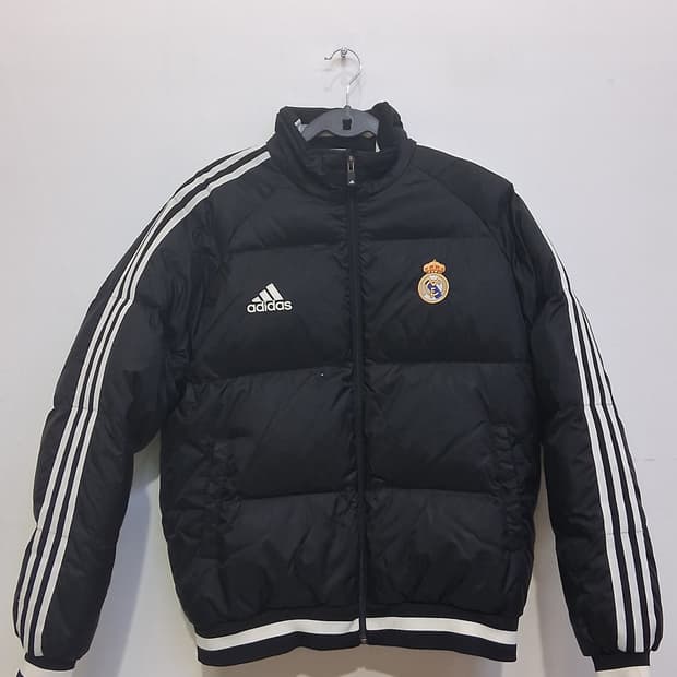 아디다스 레알마드리드 덕다운 패딩 100