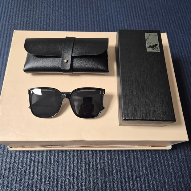 고급 선글라스 (남녀공용 새상품)