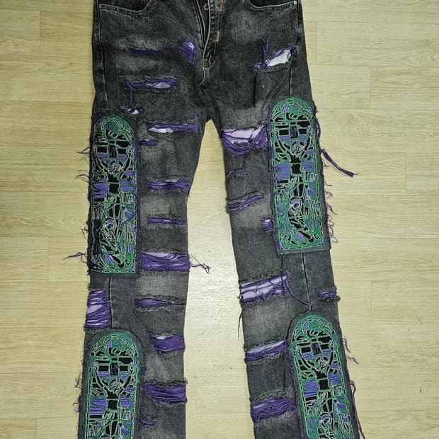 who decides war 데님 32사이즈