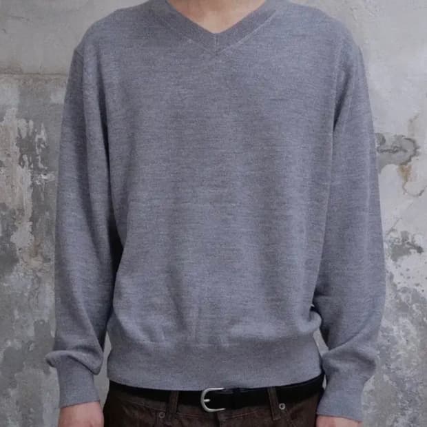 다이브인 울 브이넥 1사이즈