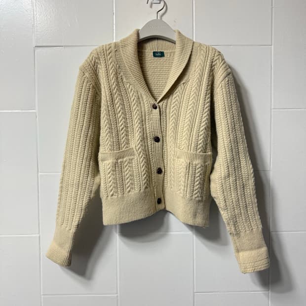 더바넷 케이블 니트 가디건