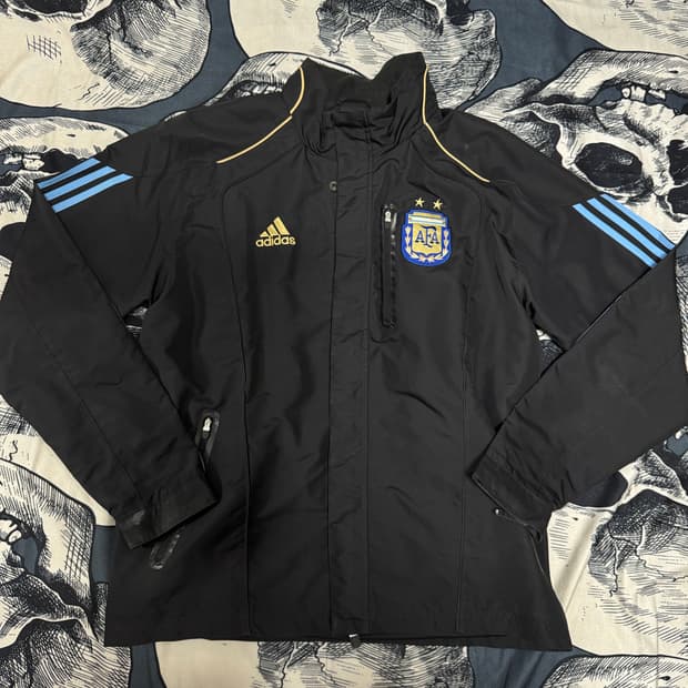아디다스 아르헨티나 바람막이 105 사이즈