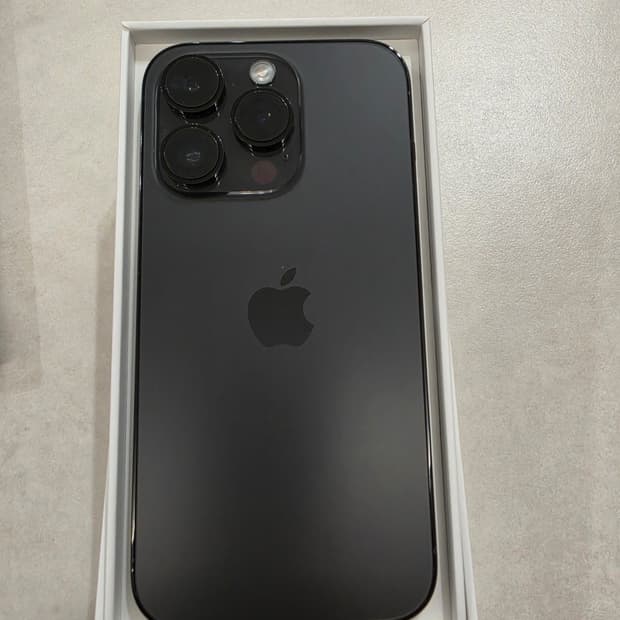 아이폰 14 프로 256GB 스페이스블랙 팝니다.