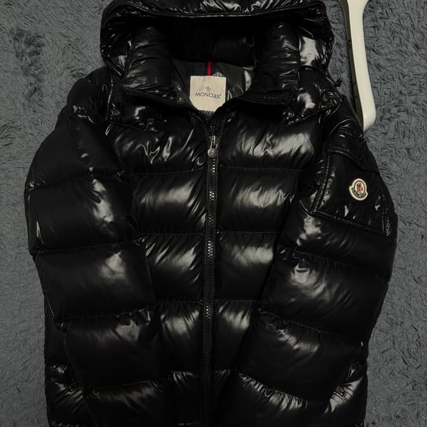 몽클레어 마야 3사이즈 22FW 