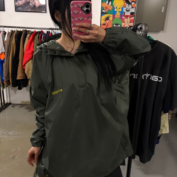 콜롬비아 PFG 아노락