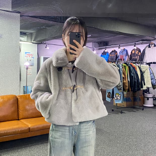 키르시 페이크 퍼 자켓 B3587