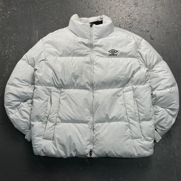 100 엄브로 숏패딩 