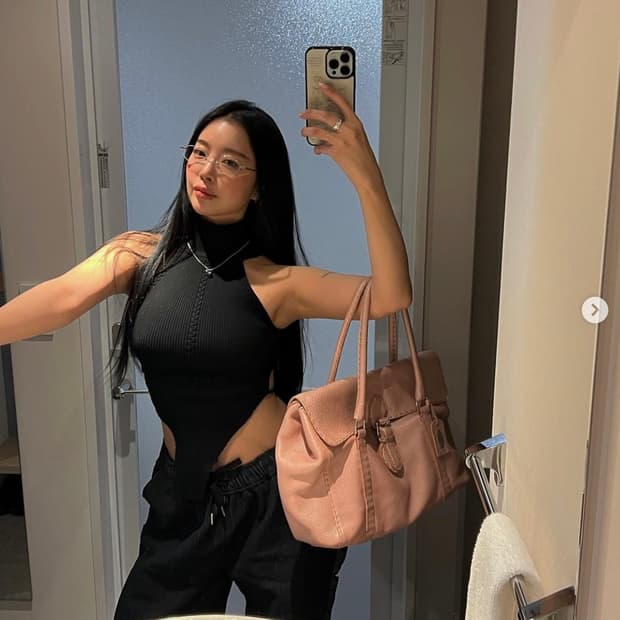 펜디 Fendi 정품 린다 셀러리아 쓰리타임즈 사장님 착용