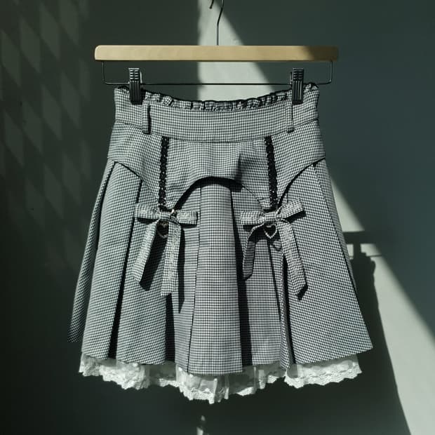 LIZ LISA Pleated Miniskirt