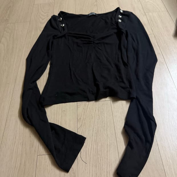 힐다 티셔츠