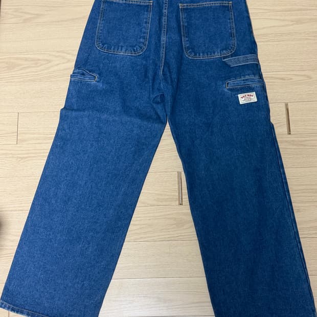 허윤진님 배기팬츠