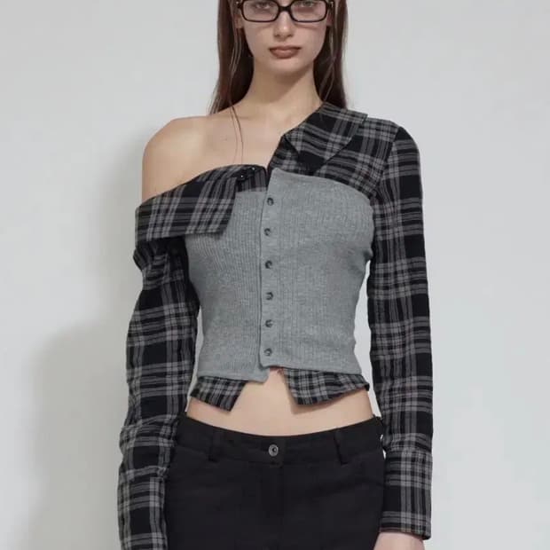 보헤미안서울 button knit bustier 버튼니트 뷔스티에