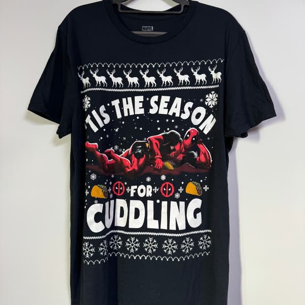 마블 데드풀 티셔츠 L 사이즈입니다