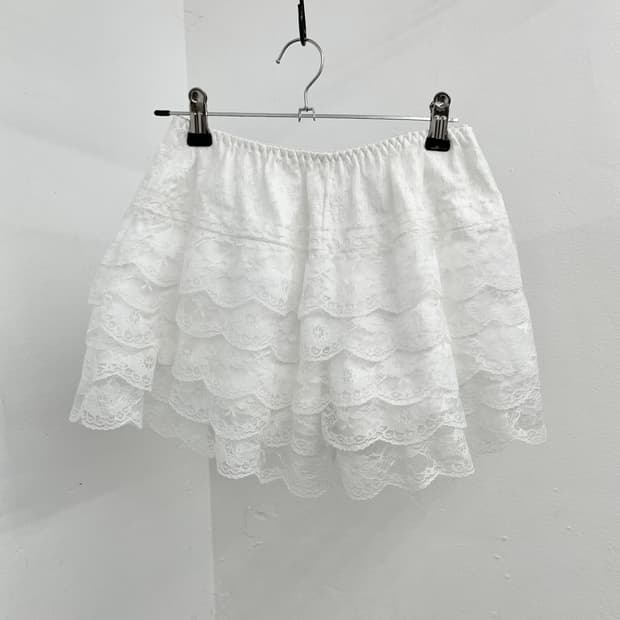 화이트 레이스 캉캉 숏츠