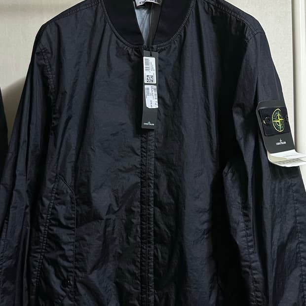 스톤아일랜드 멤브라나 자켓 24ss XL(105-110)