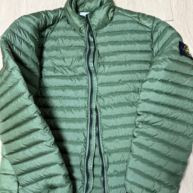 스톤아일랜드 경량패딩 올리브그린 L