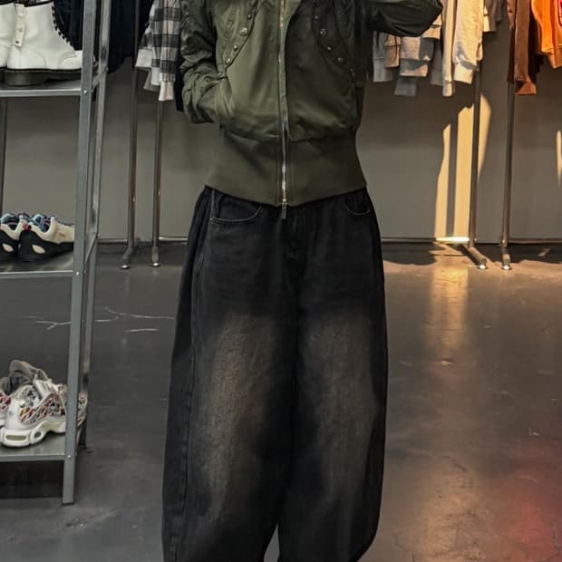 더블펀치 하이넥 퍼 후드 셔링 숏 점퍼 A3352