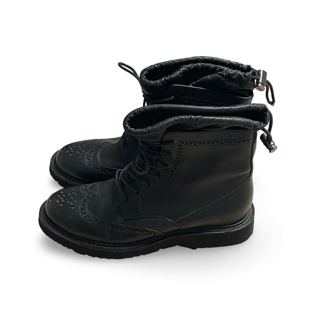 프라다 브로그 레더 하이탑 부츠