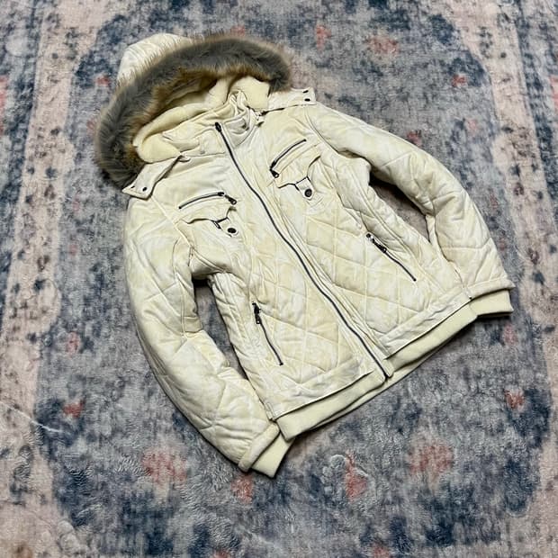 In the attic sand beige camo hood fur ja