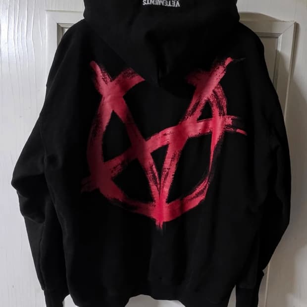 베트멍 아나키 레터링 후드