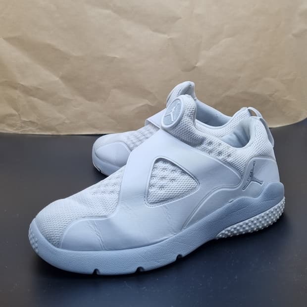 나이키 에어조던 트레이너 에센셜 슬립온250