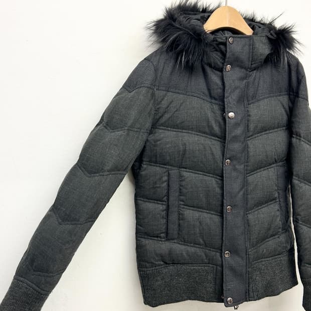 캐서린햄넷 후드 퍼 패딩점퍼