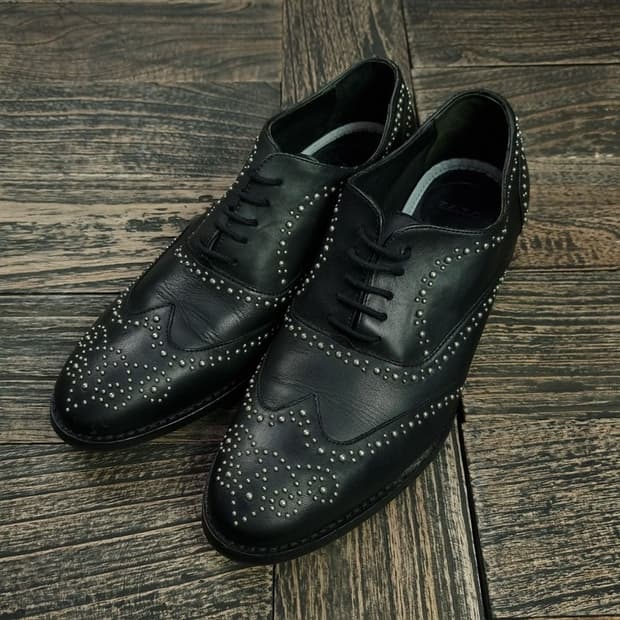 [ZARA] 자라 펑크 윙팁 스터드 더비 슈즈 M16419