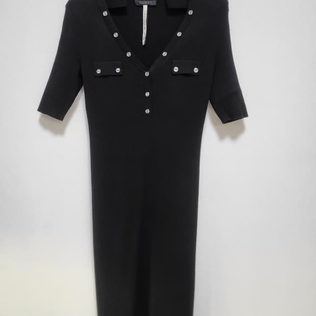 아주 부드러운 GUESS 블랙 니트 미디 원피스 S 55-날씬66