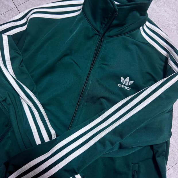 아디다스 트랙탑 져지 딥그린